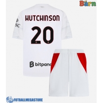 Fotballdrakt Barn AC Milan Omari Hutchinson #20 Bortedraktsett 2026-27 Kortermet (+ Korte bukser)